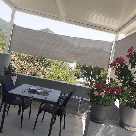 Apartman Jadranka Rogotin Ngoại thất bức ảnh